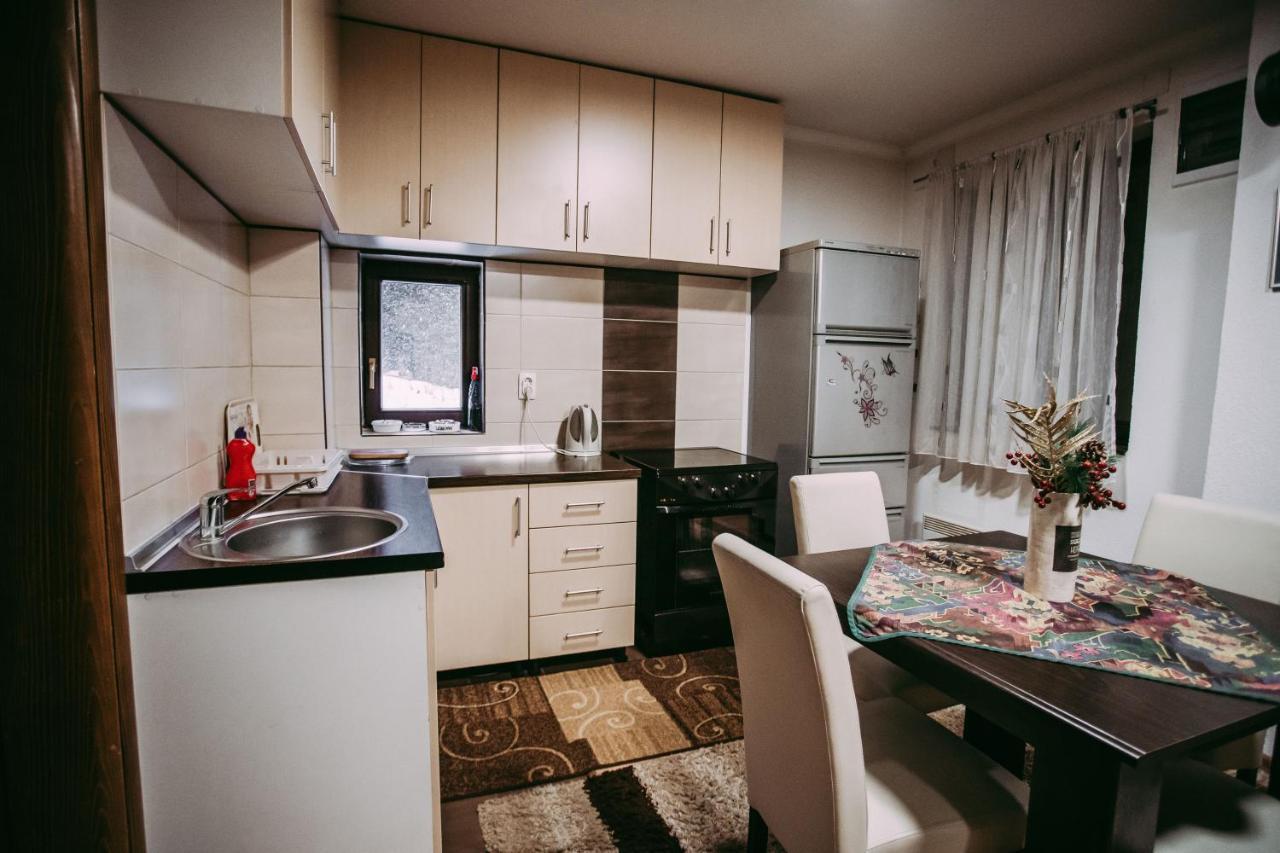 יהורינה Apartment T&T מראה חיצוני תמונה