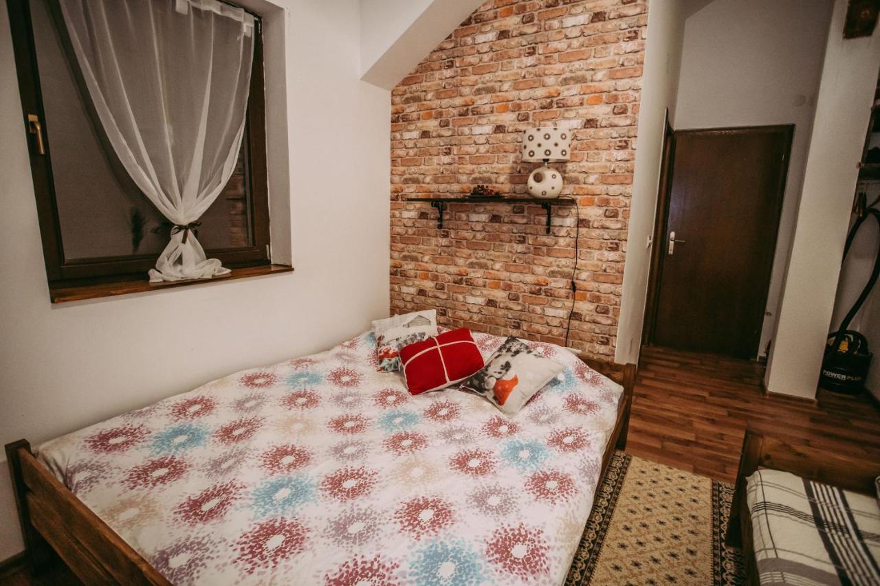 יהורינה Apartment T&T מראה חיצוני תמונה