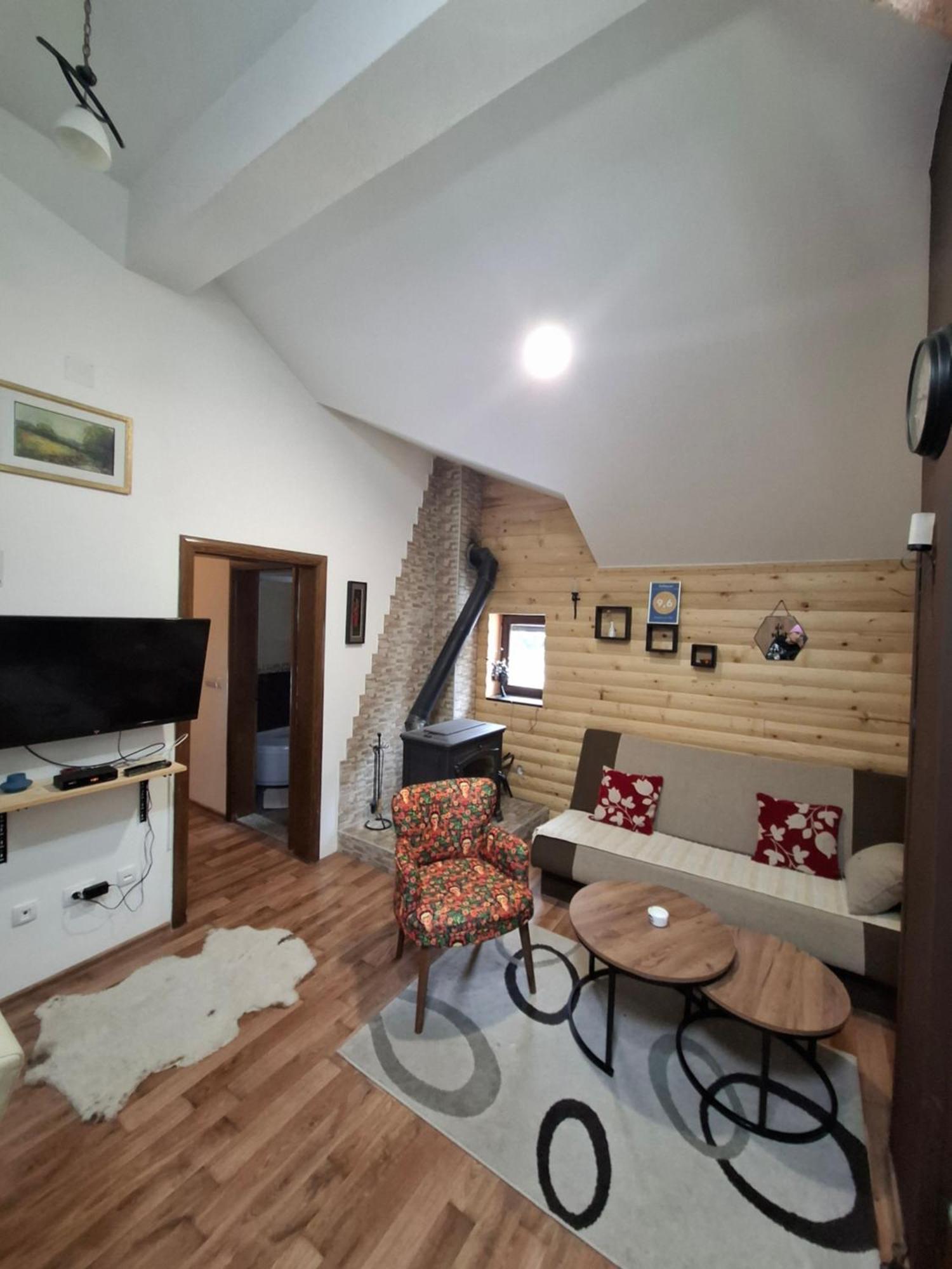 יהורינה Apartment T&T מראה חיצוני תמונה