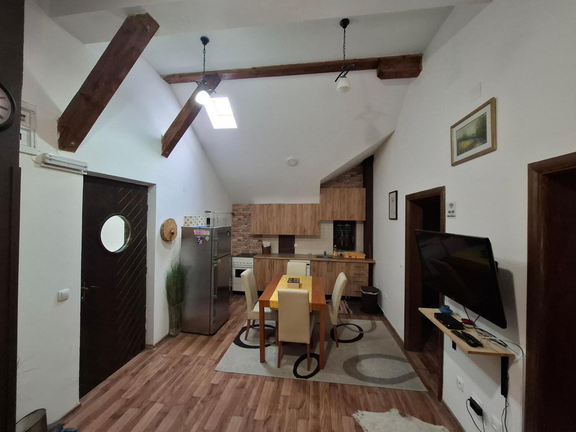 יהורינה Apartment T&T מראה חיצוני תמונה