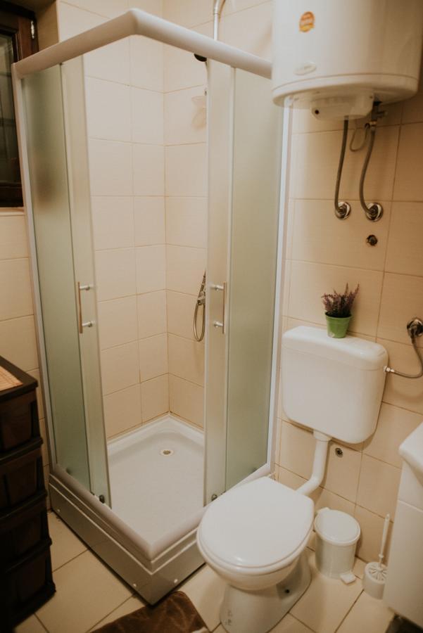 יהורינה Apartment T&T מראה חיצוני תמונה